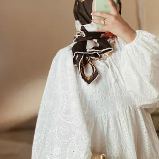 فتاةُ البريد📠📨📜📽📸