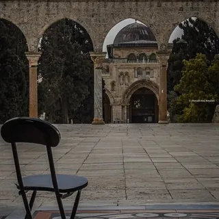 مِشْكاةٌ•